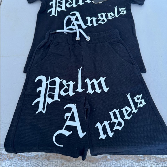 Palm angels matching set for boys says size 6 was received as gift - Picture 3 of 5